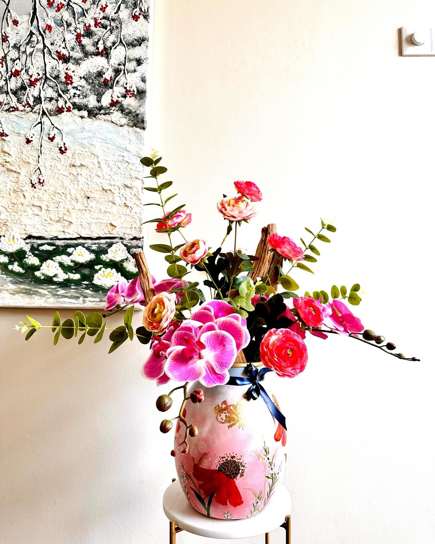 Hand-painted Flower Vase