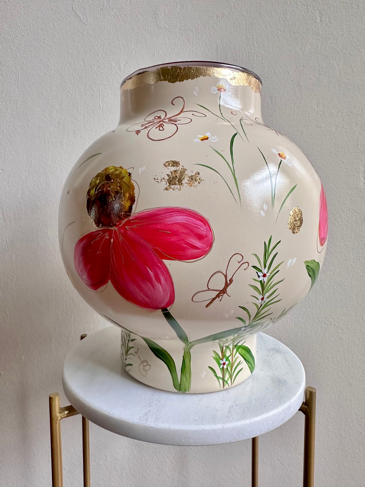 Hand-painted Flower Vase, 26 cm x 26 cm