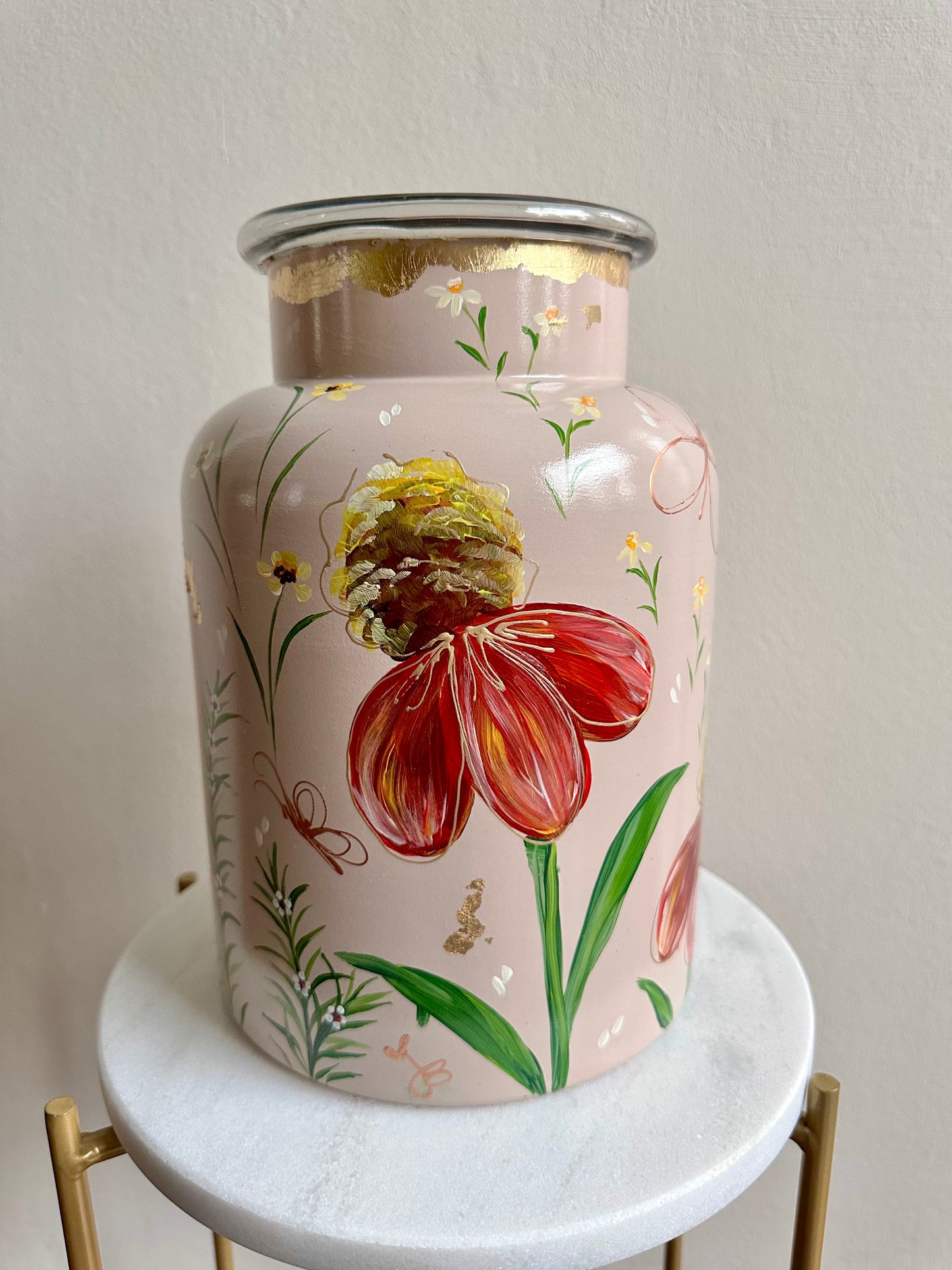 Hand-painted Flower Vase, 24 cm x 17 cm